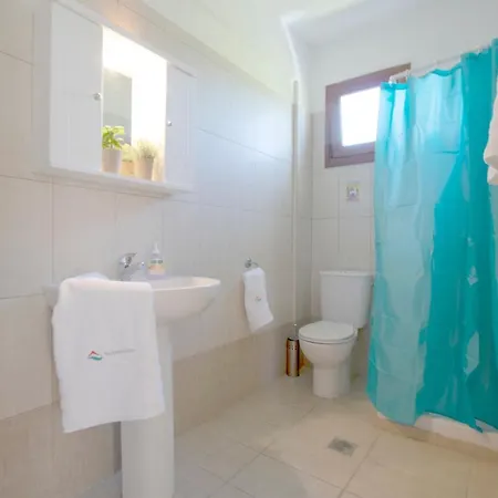 Oikismos Akrogiali Villa